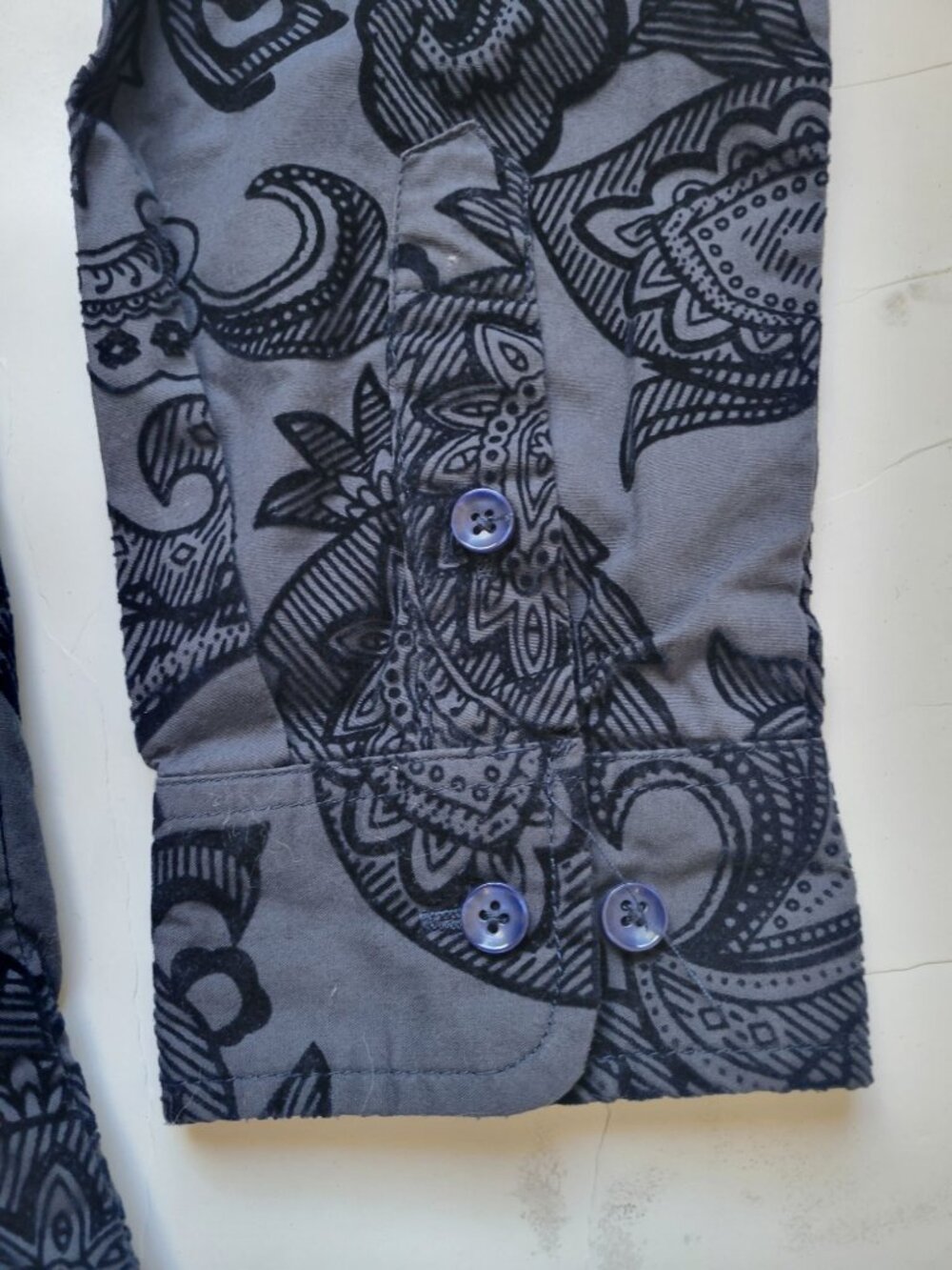 Consequence long sleeve button-up shirt  a dark grey/blue tone flocked velvet XL - Picture 6 of 9